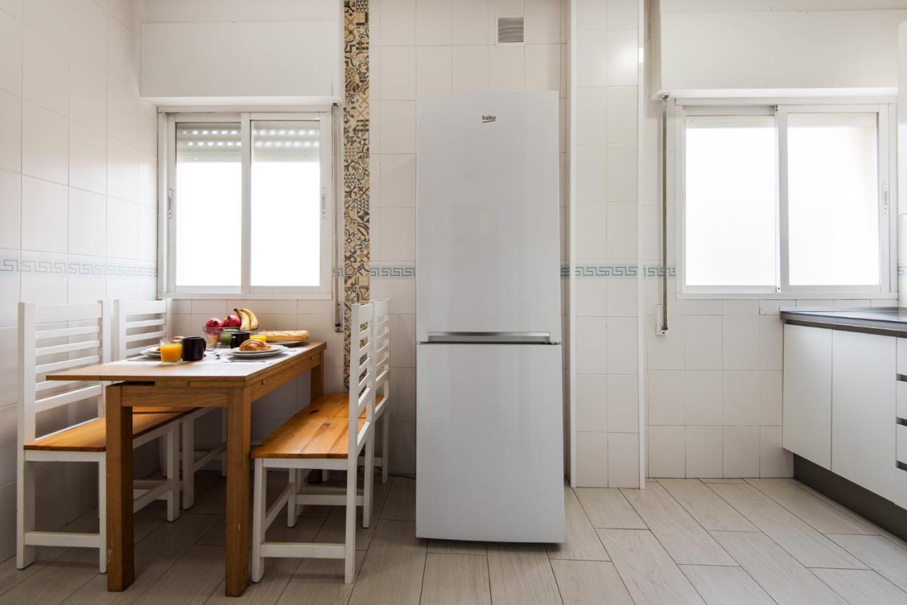 The 2Nd Corner: Central Apartment Ideal For Groups Malaga Exterior photo