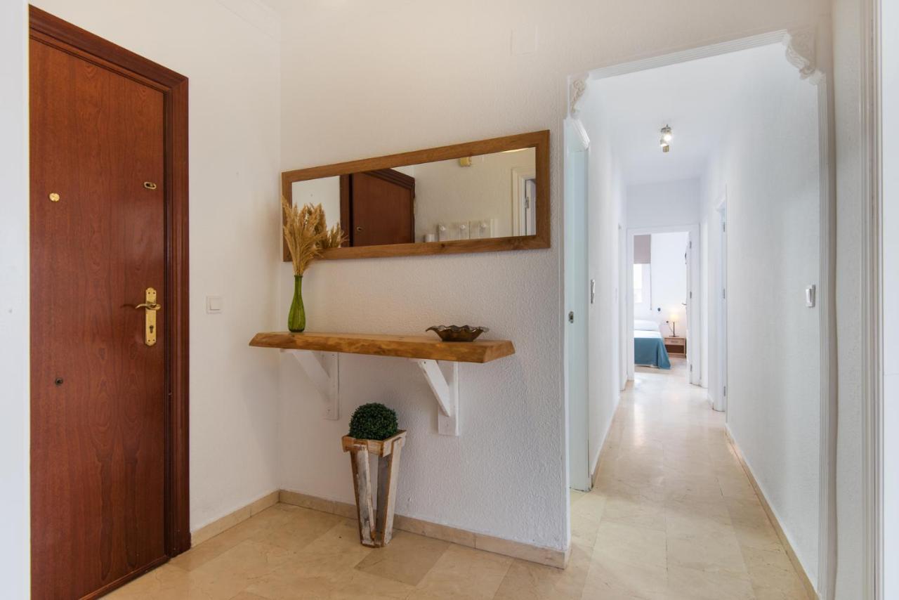 The 2Nd Corner: Central Apartment Ideal For Groups Malaga Exterior photo