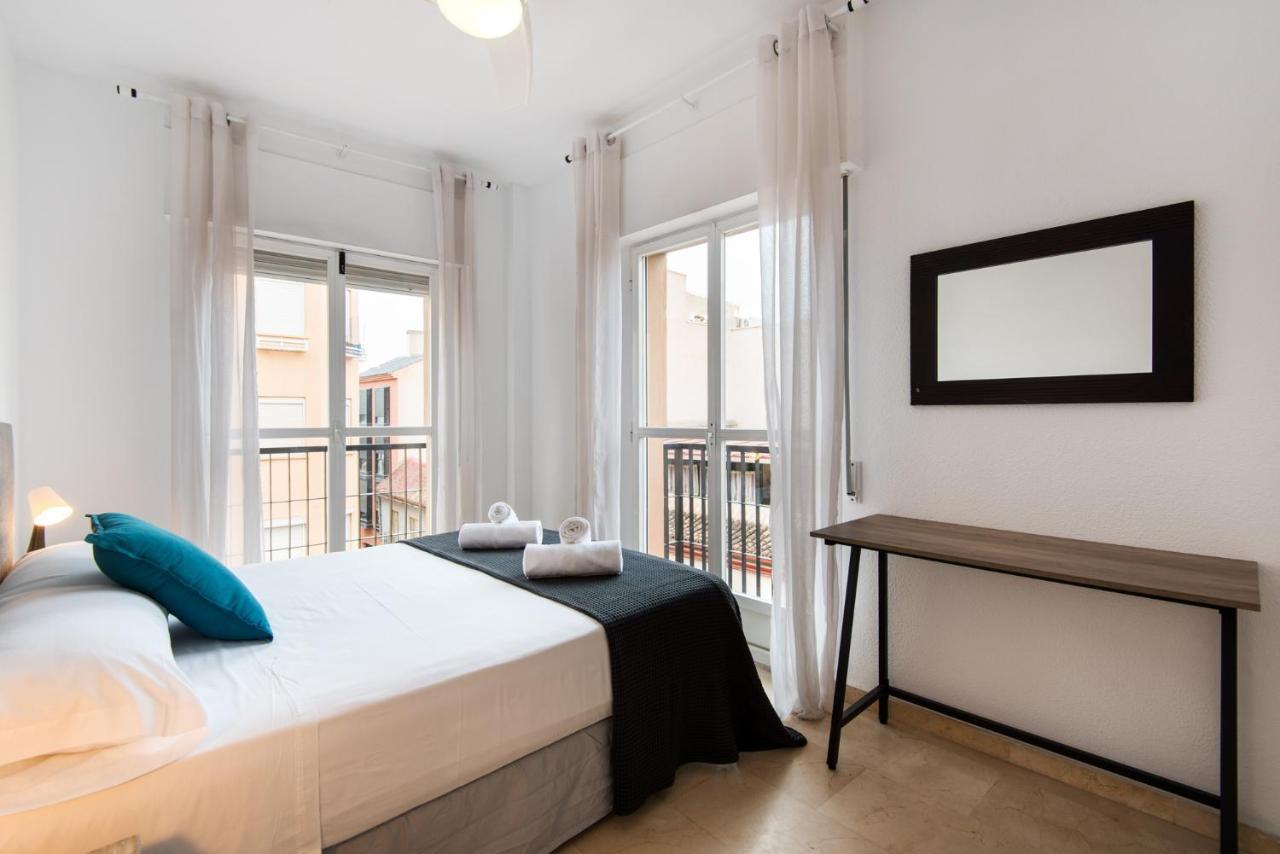 The 2Nd Corner: Central Apartment Ideal For Groups Malaga Exterior photo