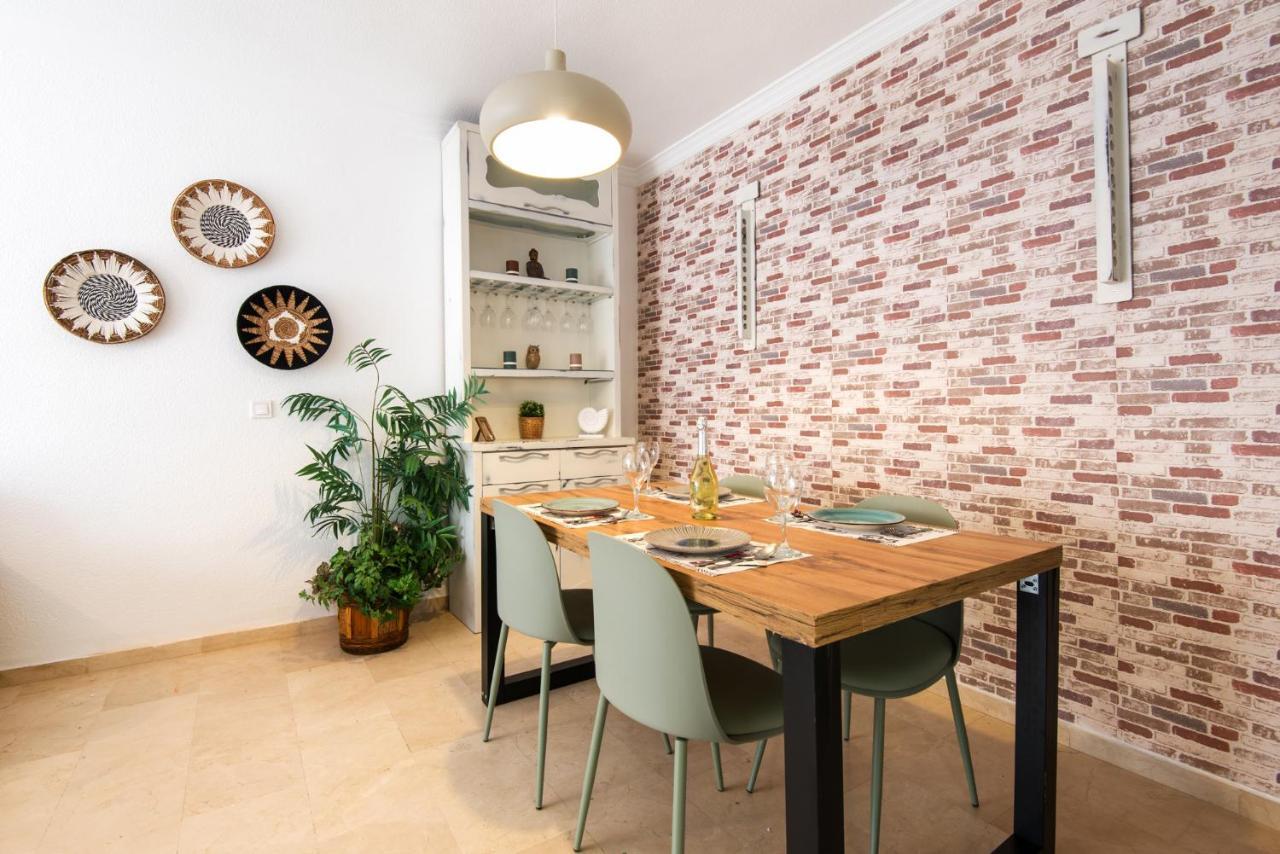 The 2Nd Corner: Central Apartment Ideal For Groups Malaga Exterior photo